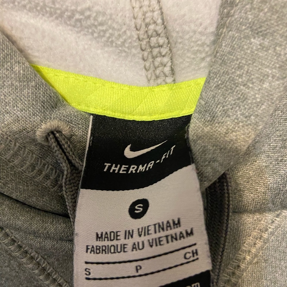 Nike small men’s hoodie - Picture 2 of 9